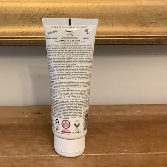 REN Evercalm facial mask - Picture 2 of 2